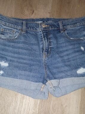 Old Navy Mid Rise  Boyfriend Jean shorts‎ 6